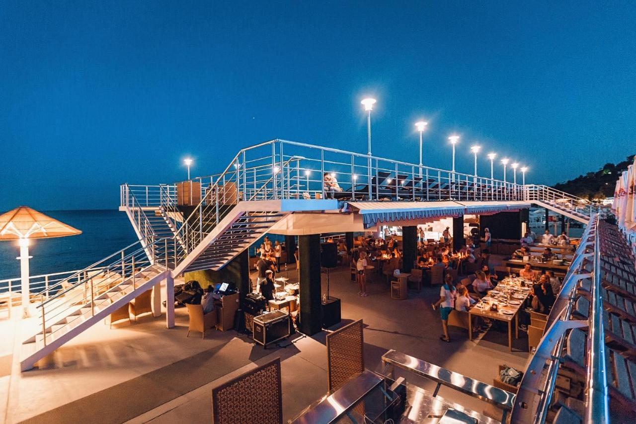 Maristella Marine Residence Odesa Exterior photo