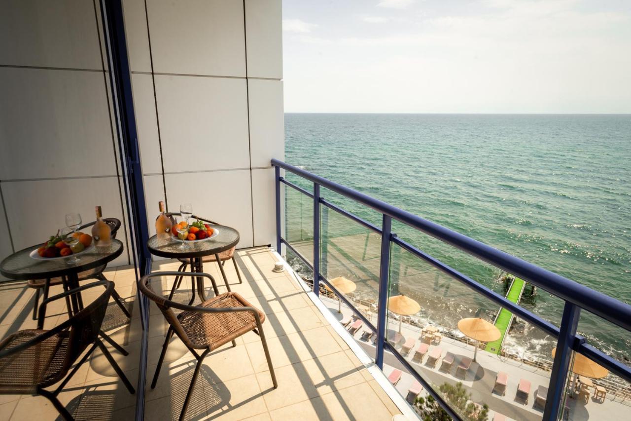 Maristella Marine Residence Odesa Exterior photo