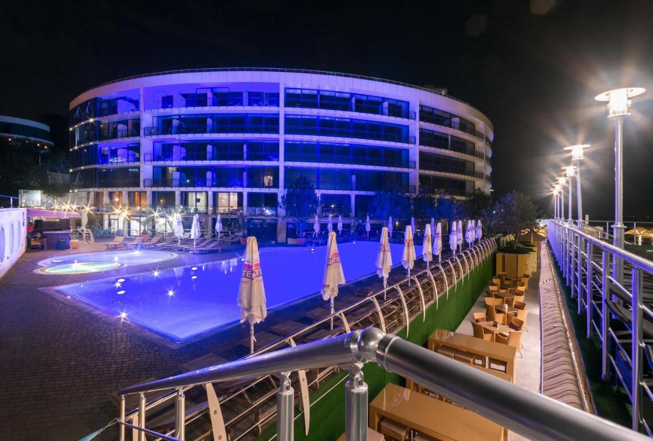 Maristella Marine Residence Odesa Exterior photo