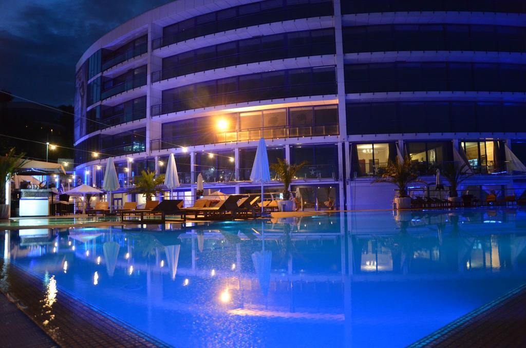 Maristella Marine Residence Odesa Exterior photo